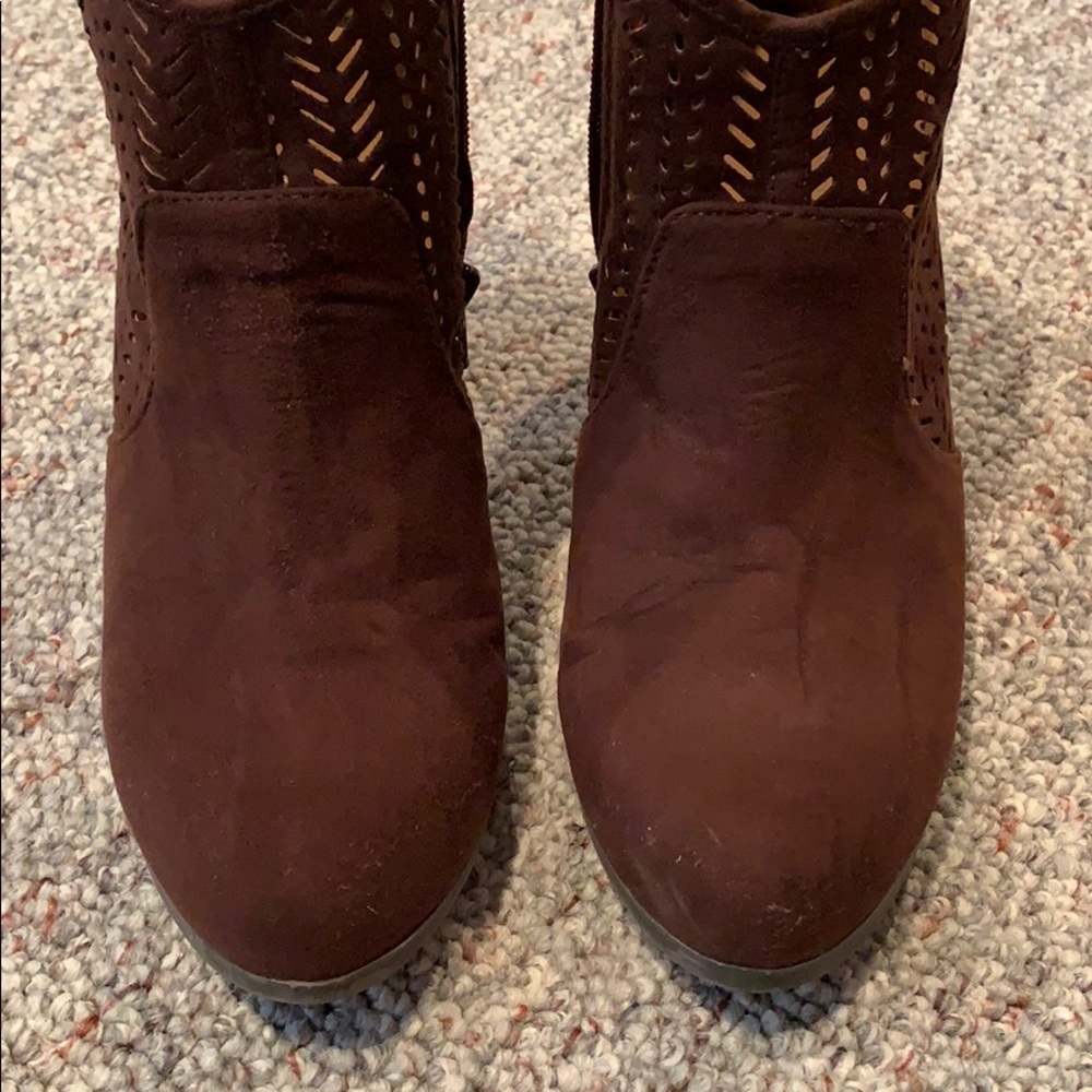Brown booties - Picture 3 of 4